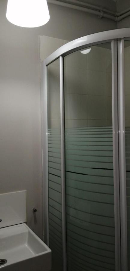 Hostal Oxum Madrid Dış mekan fotoğraf