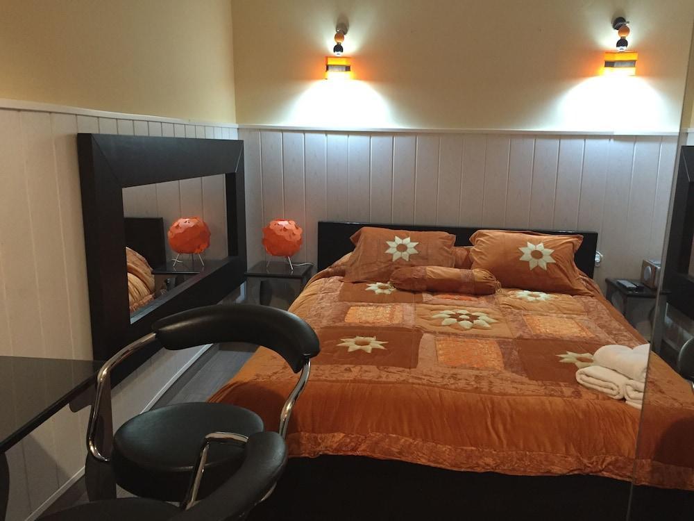 Hostal Oxum Madrid Dış mekan fotoğraf